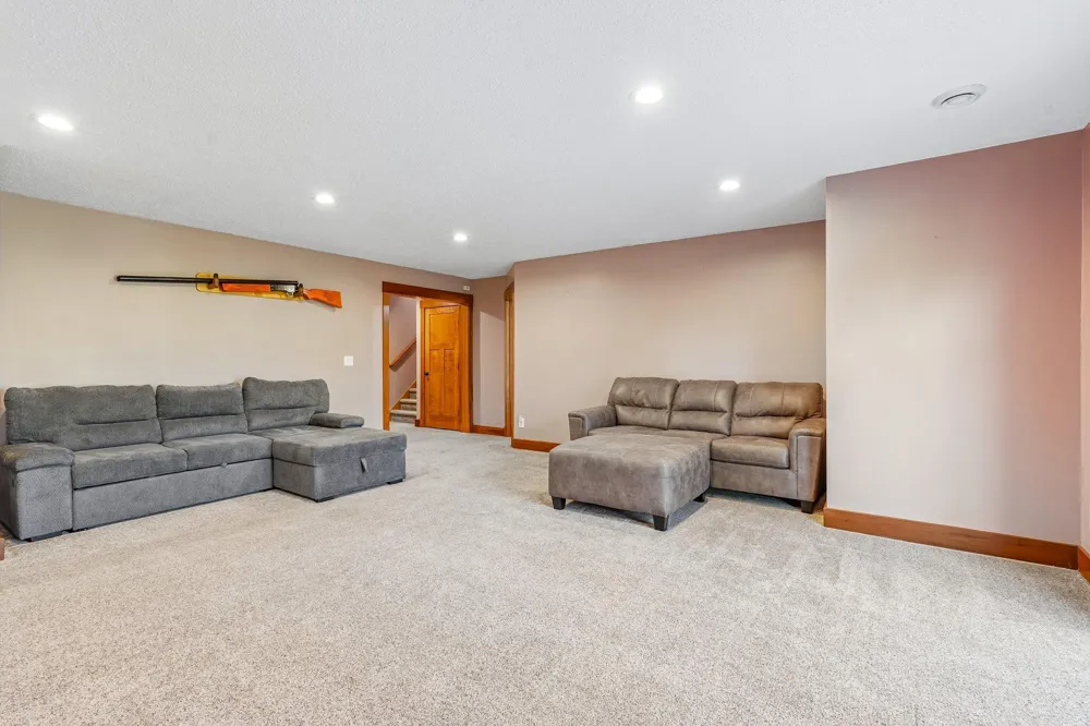 22865 Zion Parkway NW Oak Grove, MN 55005