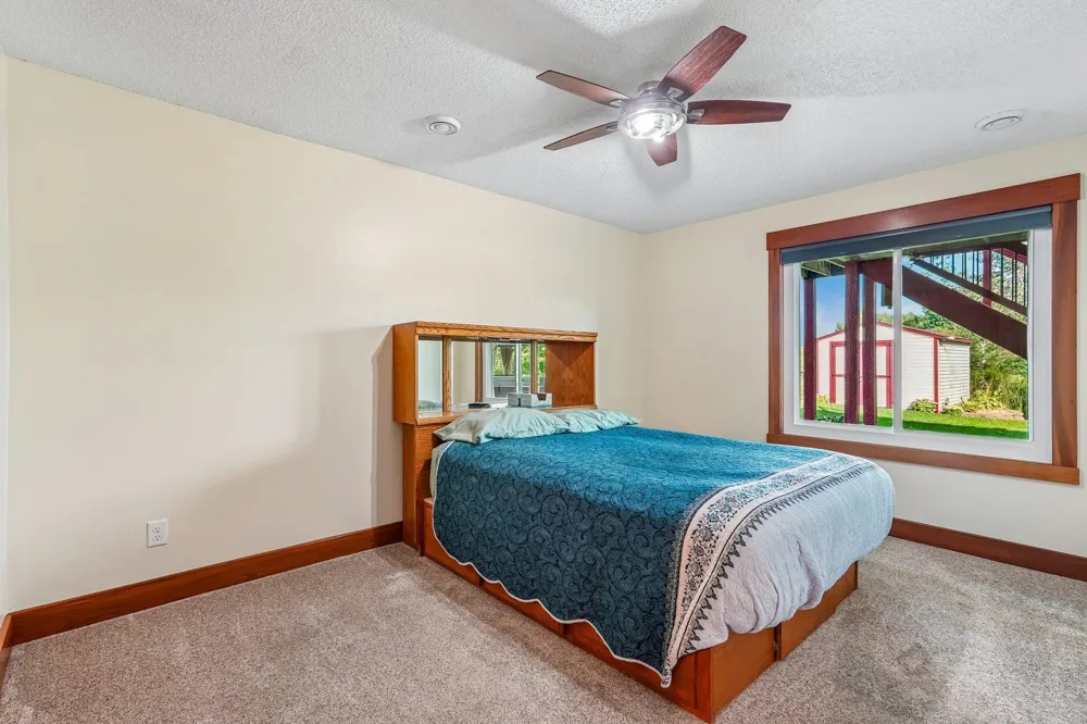 22865 Zion Parkway NW Oak Grove, MN 55005