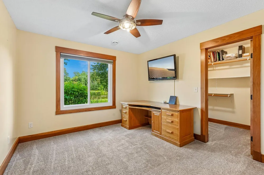 22865 Zion Parkway NW Oak Grove, MN 55005