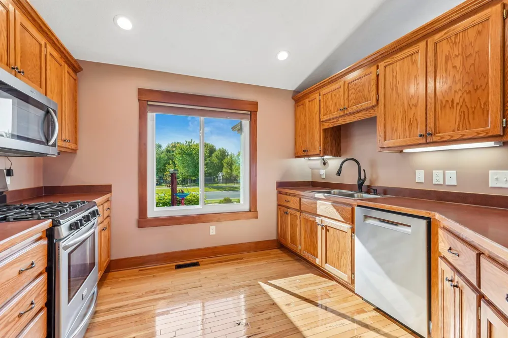 22865 Zion Parkway NW Oak Grove, MN 55005