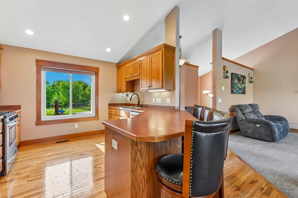 22865 Zion Parkway NW Oak Grove, MN 55005