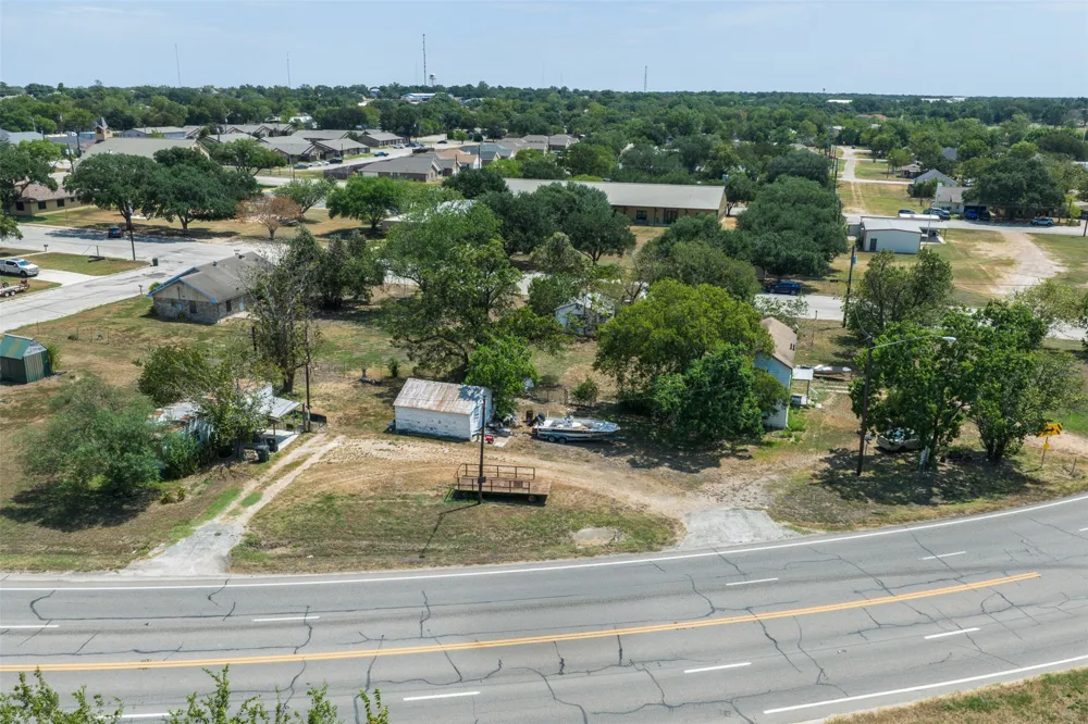 650 S Main Street Giddings, TX 78942