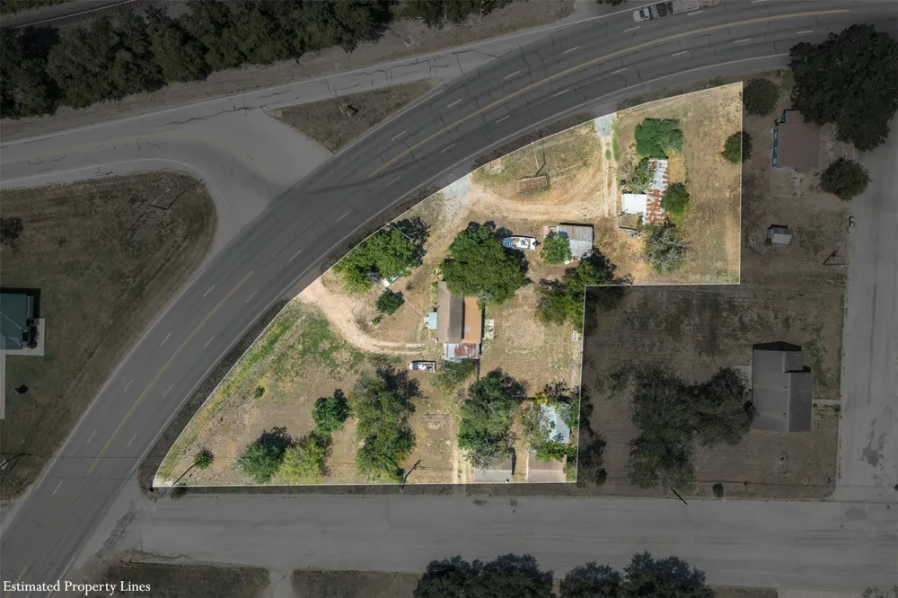 650 S Main Street Giddings, TX 78942