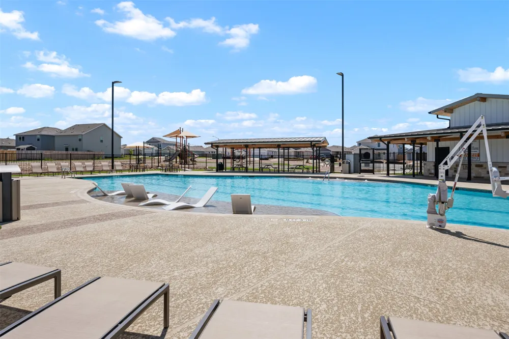 333 Cowpoke Drive Jarrell, TX 76537