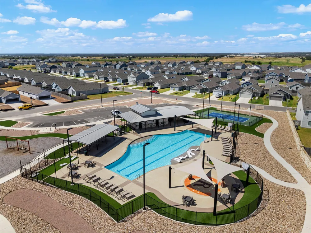 333 Cowpoke Drive Jarrell, TX 76537