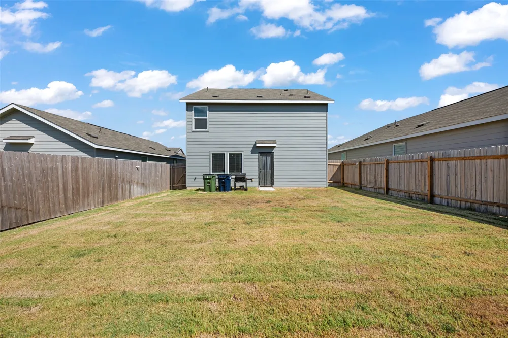 333 Cowpoke Drive Jarrell, TX 76537
