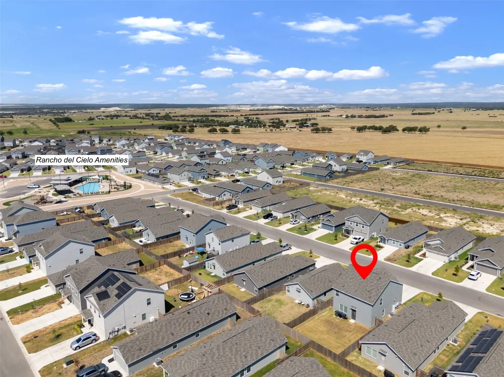 333 Cowpoke Drive Jarrell, TX 76537