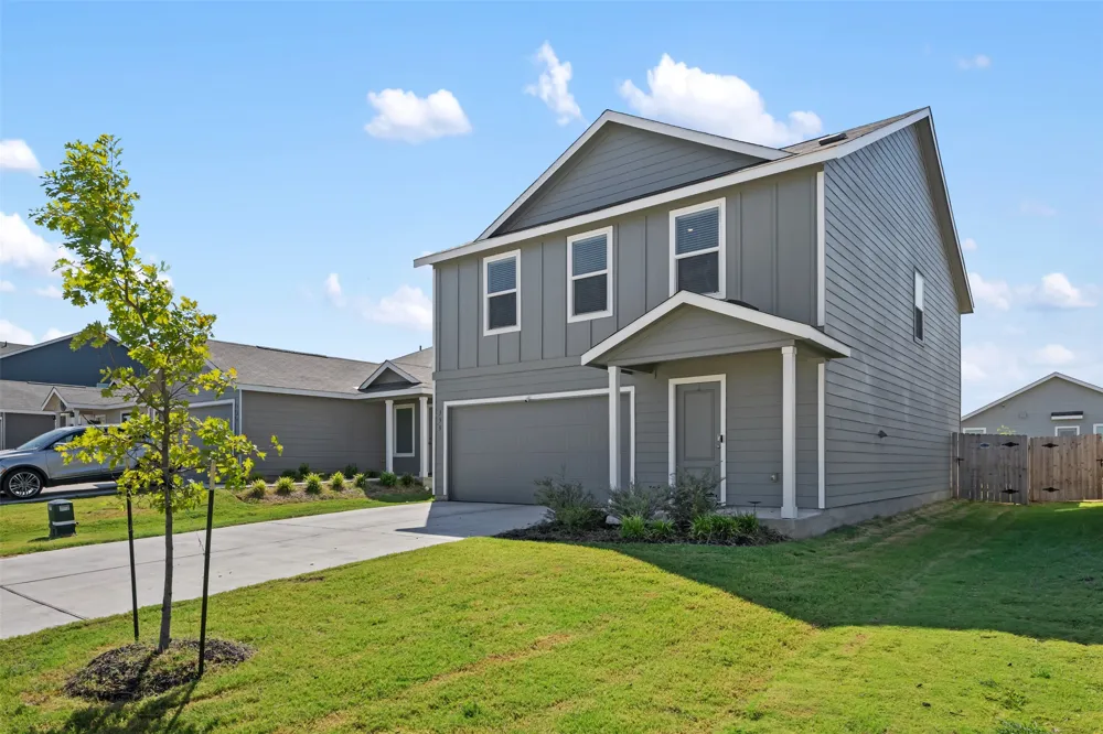 333 Cowpoke Drive Jarrell, TX 76537