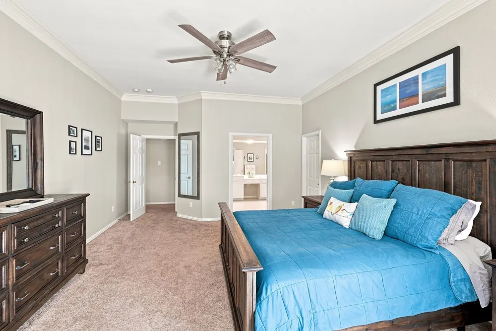 2402 Hunter Place Lane Arlington, TX 76006