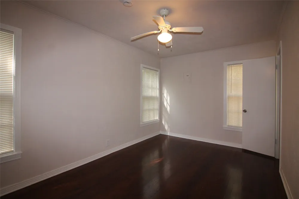 5020 Cedar Hill Road Fort Worth, TX 76116
