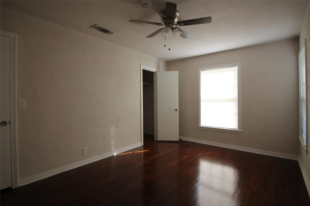 5020 Cedar Hill Road Fort Worth, TX 76116
