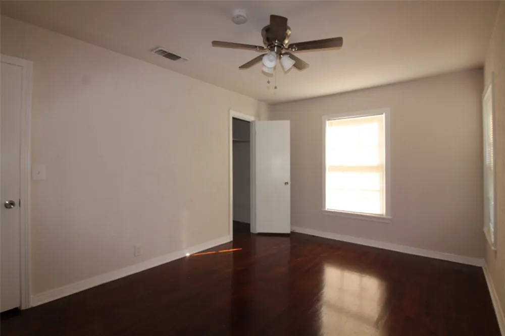 5020 Cedar Hill Road Fort Worth, TX 76116
