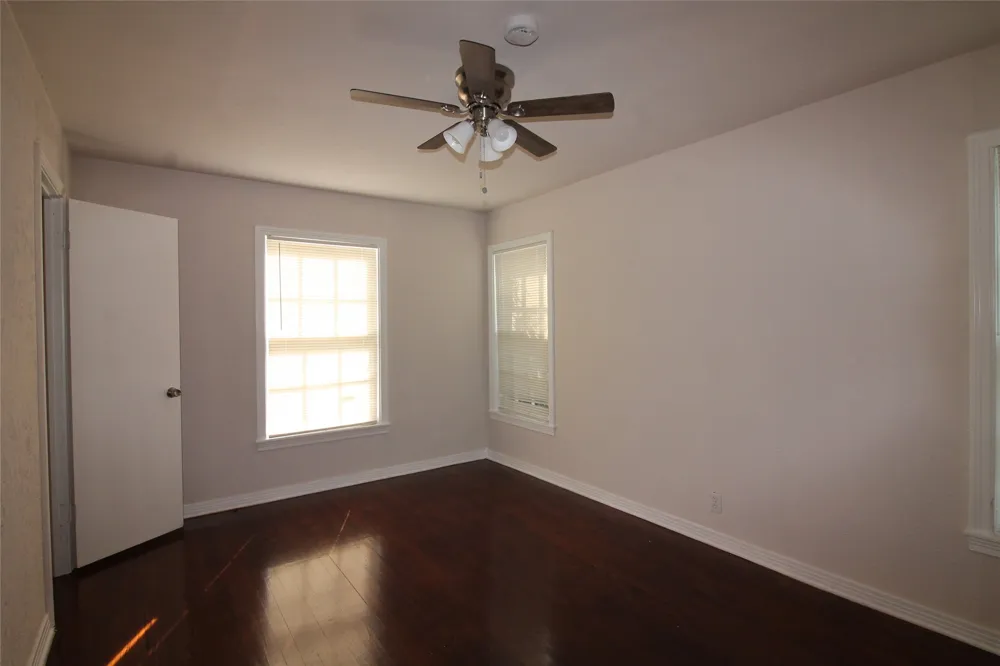 5020 Cedar Hill Road Fort Worth, TX 76116