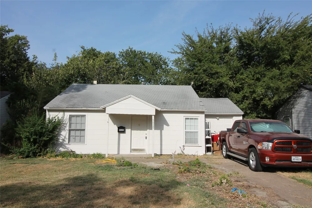 5020 Cedar Hill Road Fort Worth, TX 76116