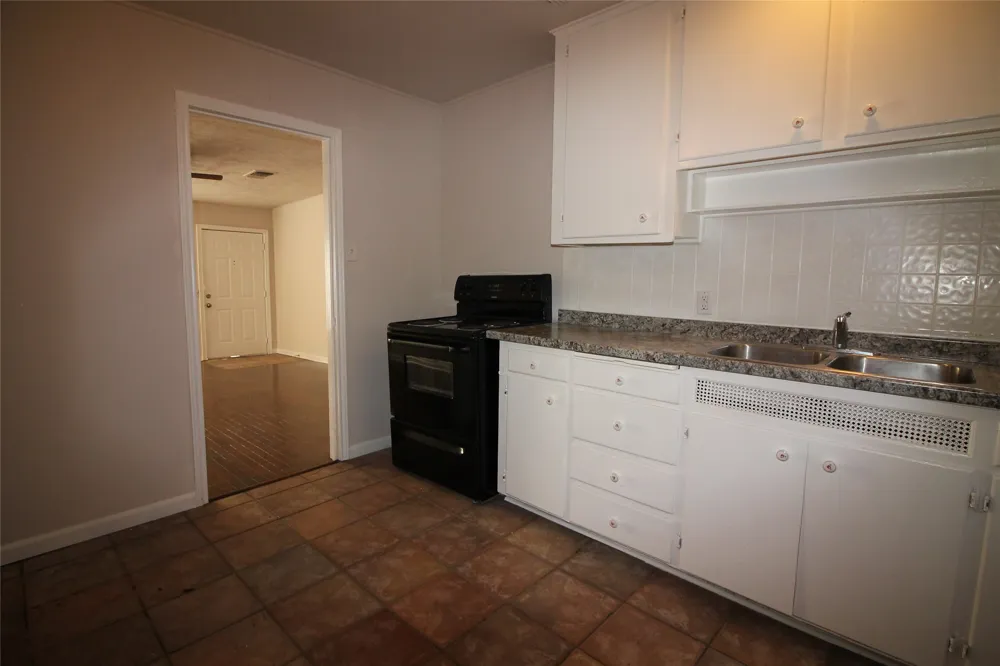 5020 Cedar Hill Road Fort Worth, TX 76116