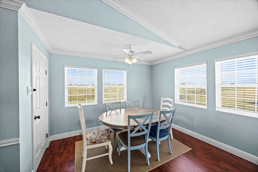 4023 1st Street Galveston, TX 77554