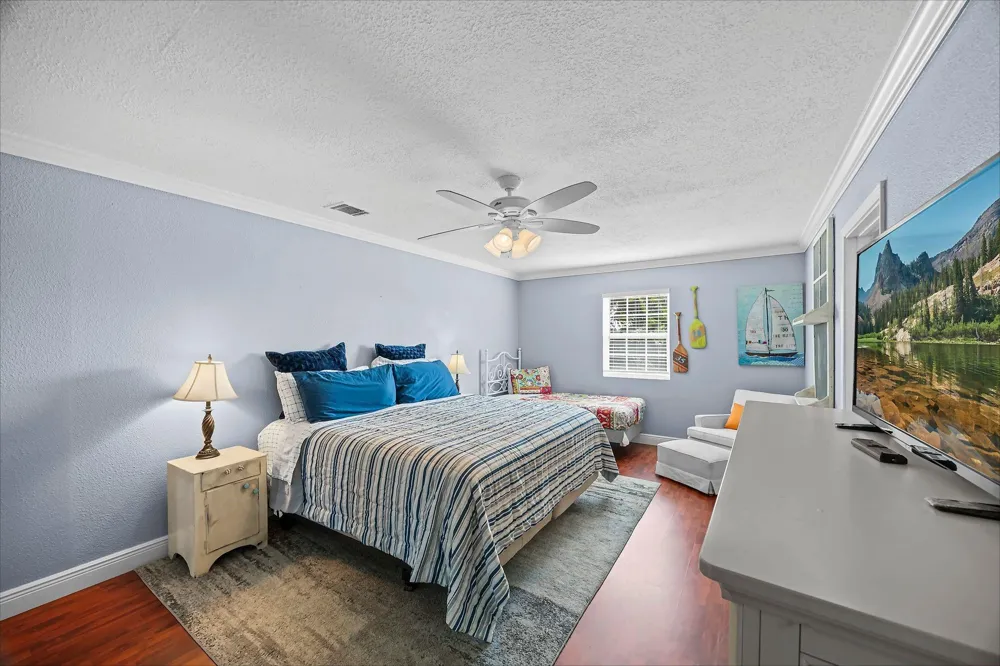 4023 1st Street Galveston, TX 77554