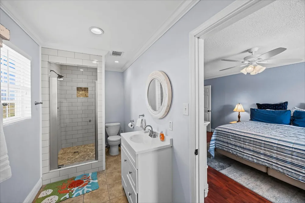 4023 1st Street Galveston, TX 77554