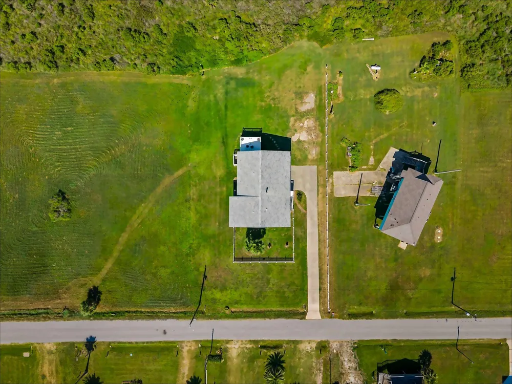 4023 1st Street Galveston, TX 77554
