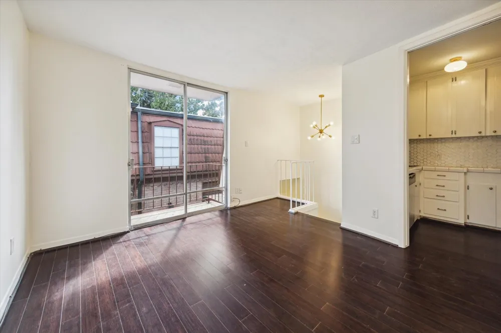 3401 Timmons Lane #14 Houston, TX 77027