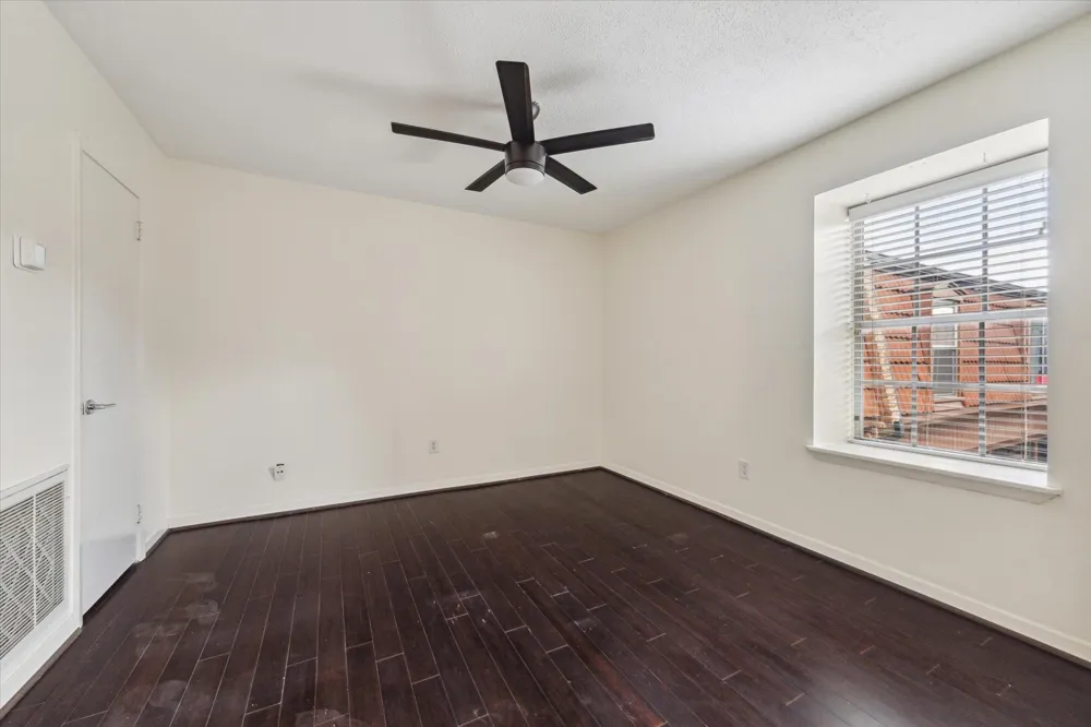 3401 Timmons Lane #14 Houston, TX 77027