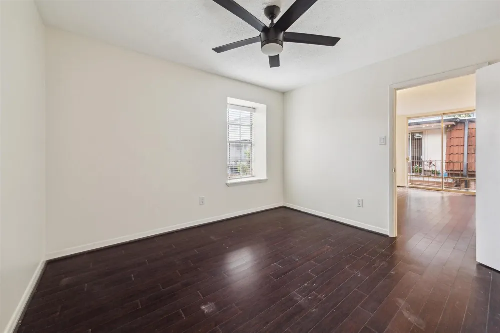 3401 Timmons Lane #14 Houston, TX 77027
