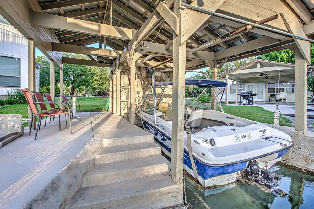 401 Lake Point Drive Horseshoe Bay, TX 78657
