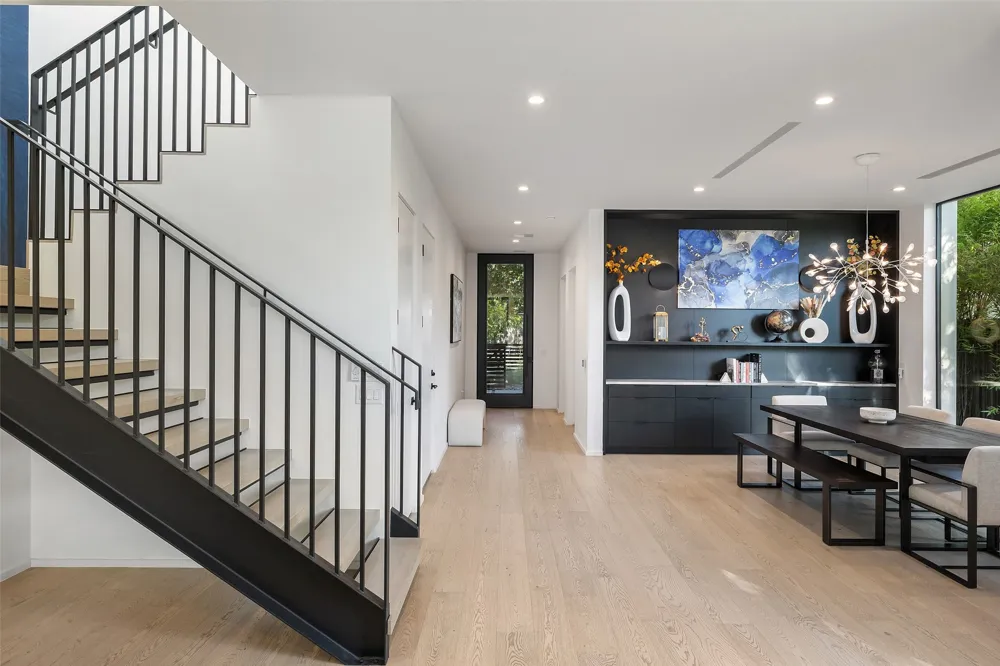 1304 Folts Avenue Austin, TX 78704