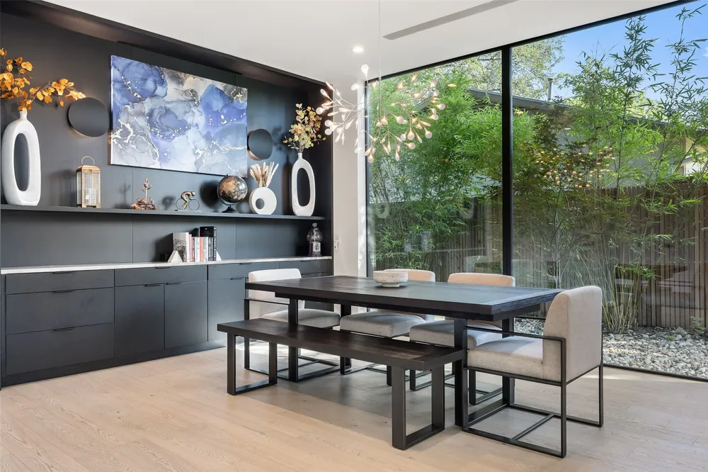 1304 Folts Avenue Austin, TX 78704