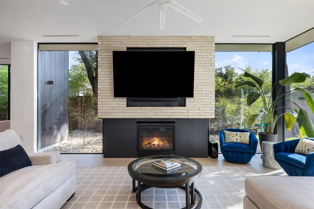 1304 Folts Avenue Austin, TX 78704