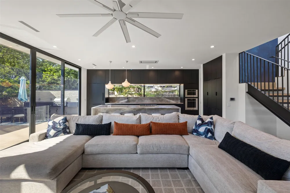 1304 Folts Avenue Austin, TX 78704