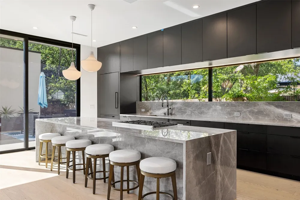 1304 Folts Avenue Austin, TX 78704