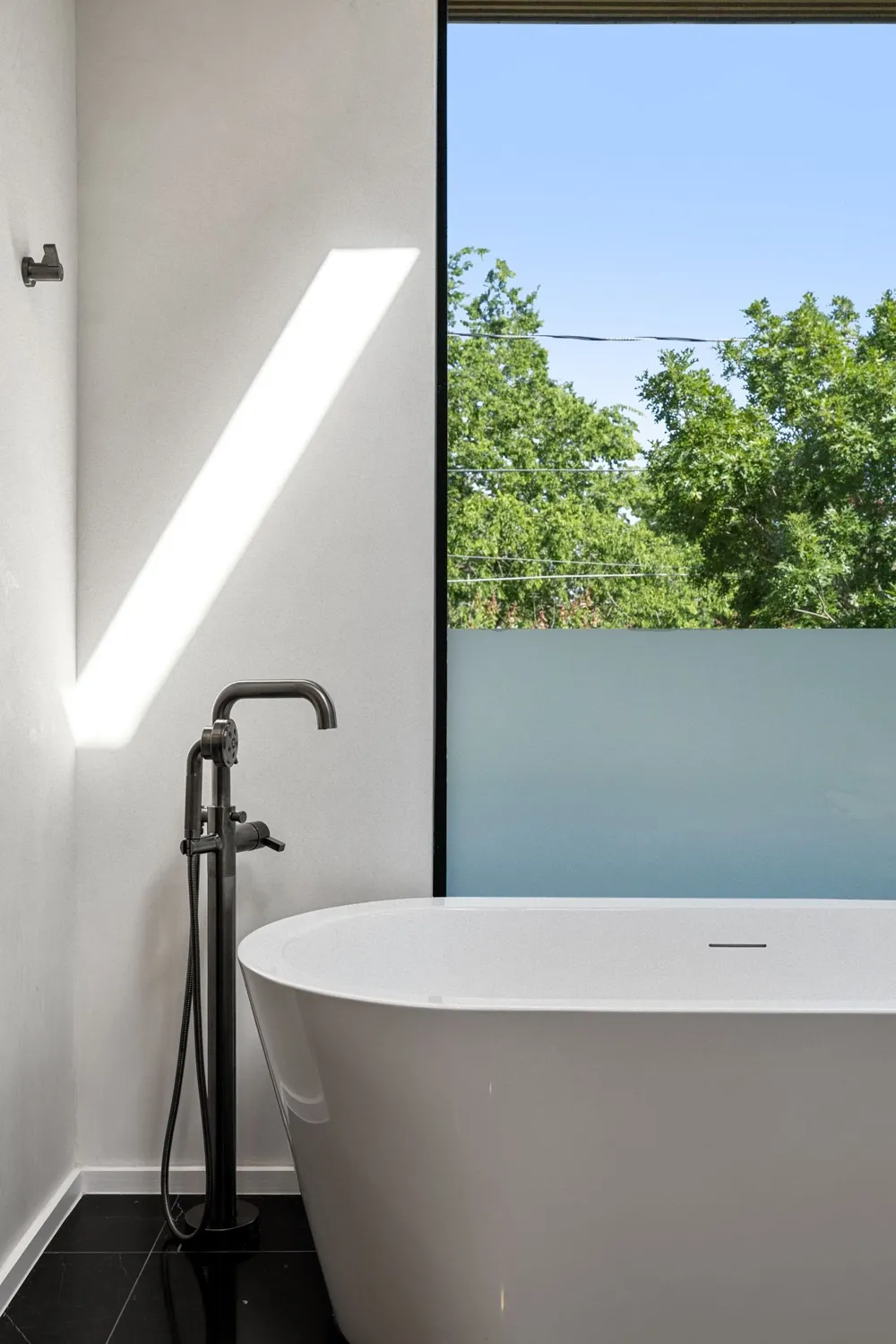 1304 Folts Avenue Austin, TX 78704