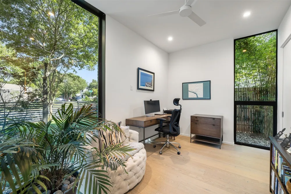 1304 Folts Avenue Austin, TX 78704