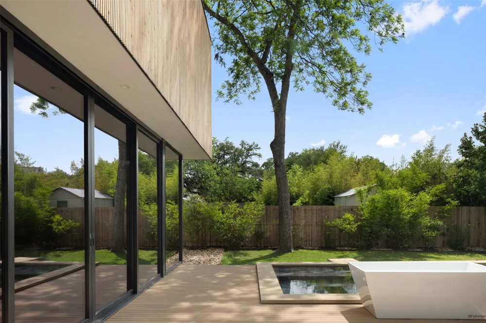 1304 Folts Avenue Austin, TX 78704