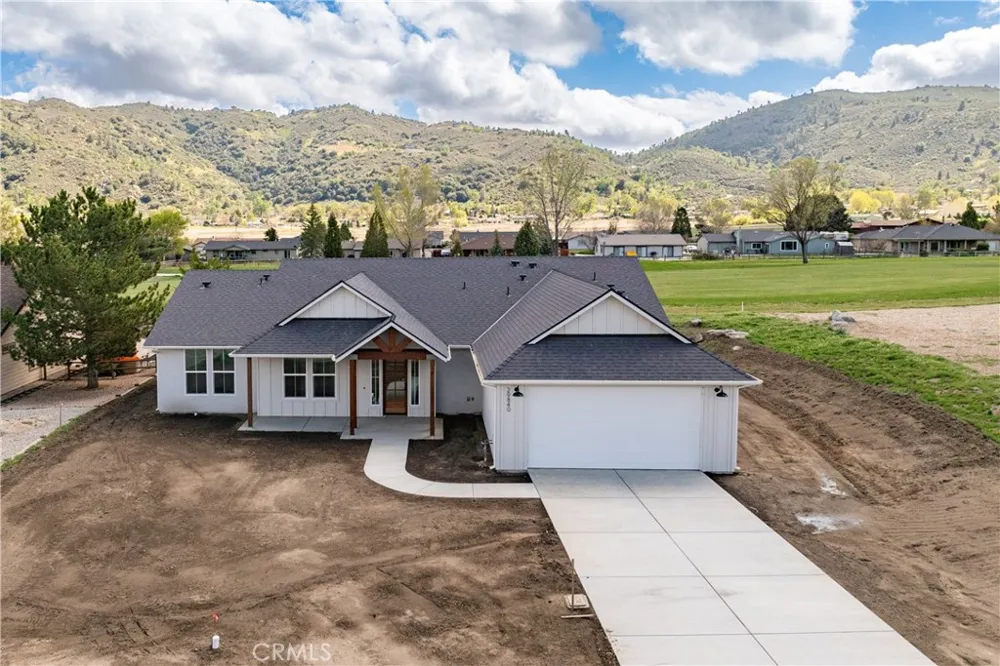 29840 Pinedale Tehachapi, CA 93561