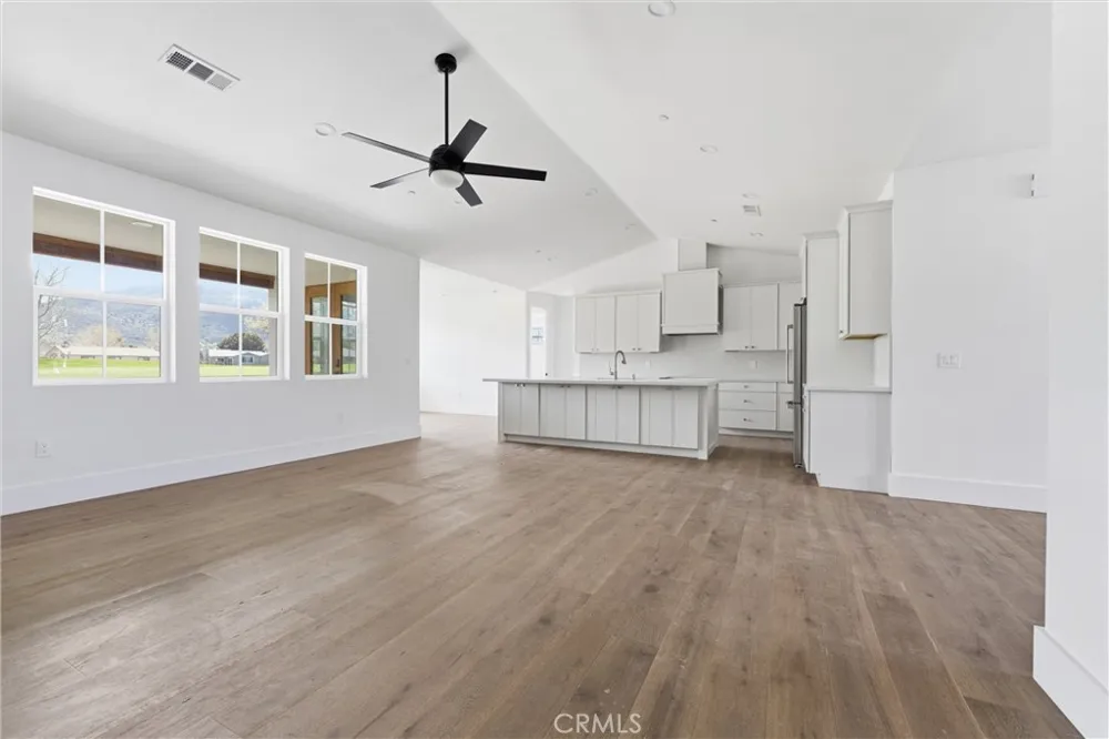 29840 Pinedale Tehachapi, CA 93561