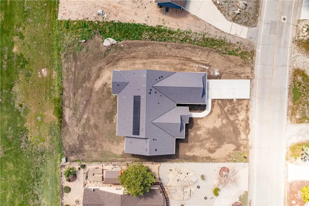 29840 Pinedale Tehachapi, CA 93561
