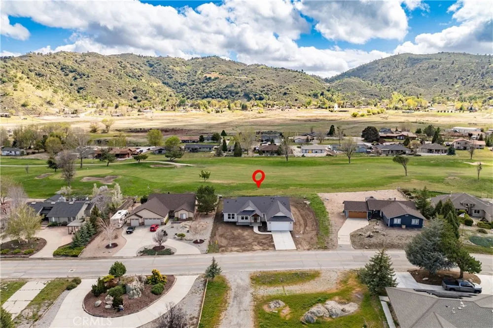 29840 Pinedale Tehachapi, CA 93561