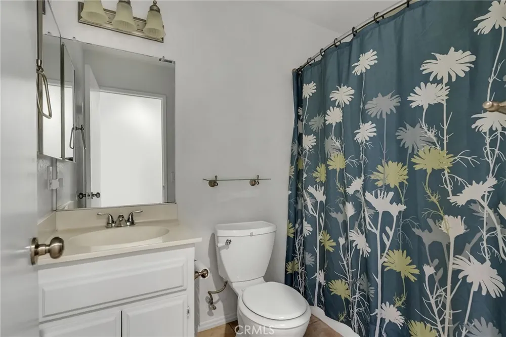 12855 Candlewick Lane Victorville, CA 92395
