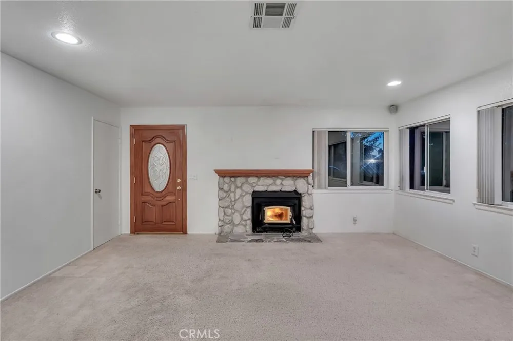 12855 Candlewick Lane Victorville, CA 92395