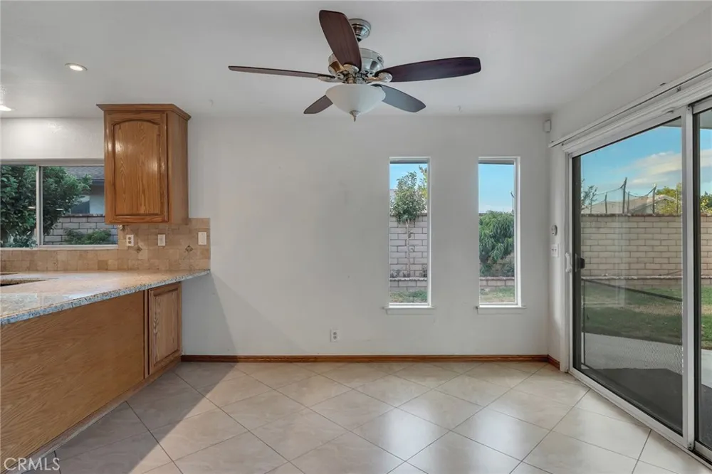 12855 Candlewick Lane Victorville, CA 92395