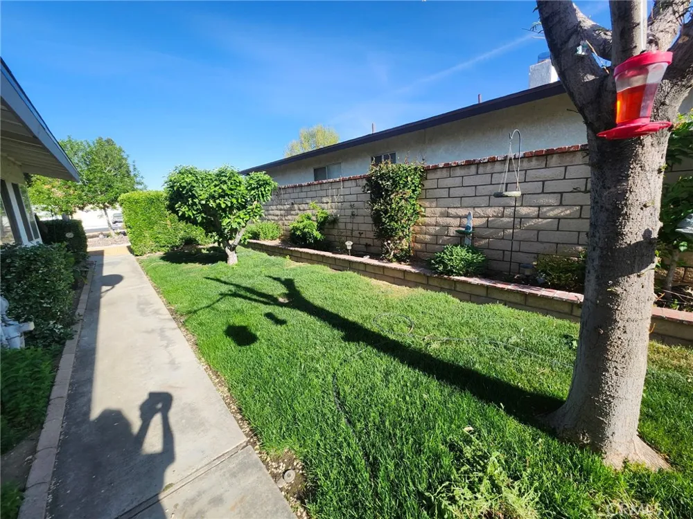 12855 Candlewick Lane Victorville, CA 92395