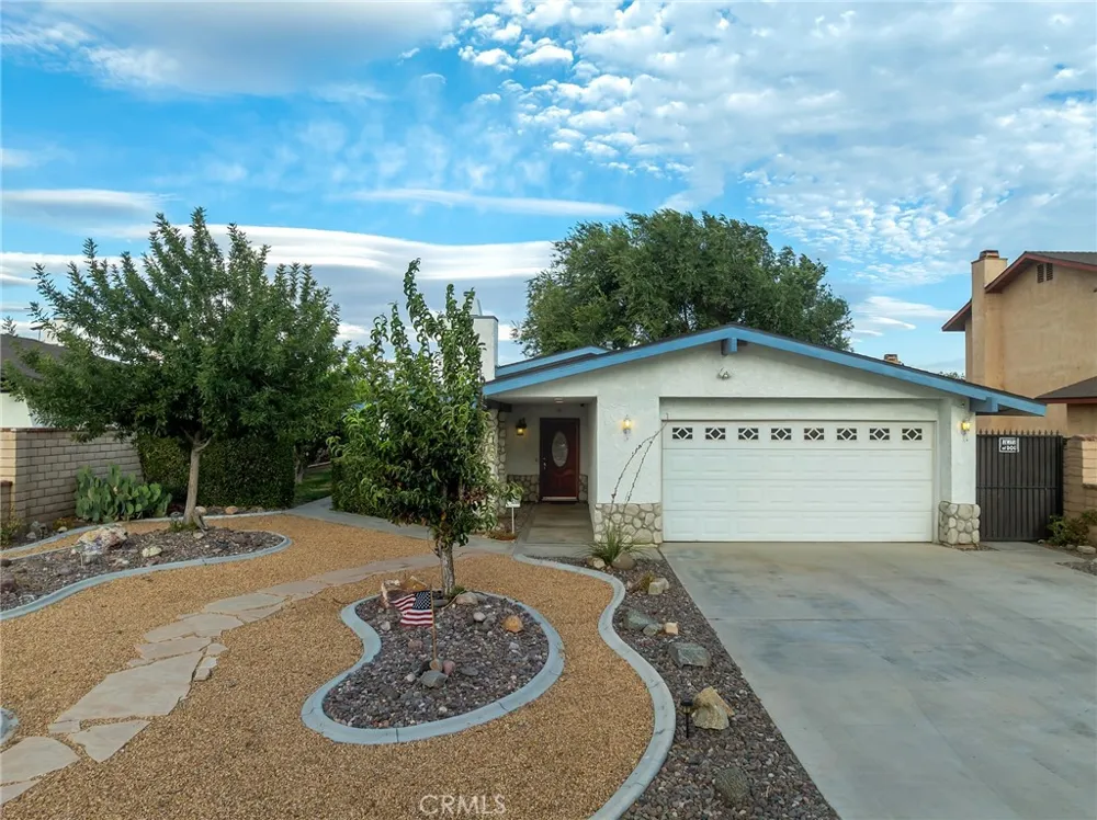 12855 Candlewick Lane Victorville, CA 92395