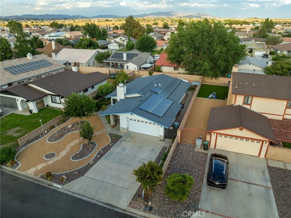 12855 Candlewick Lane Victorville, CA 92395