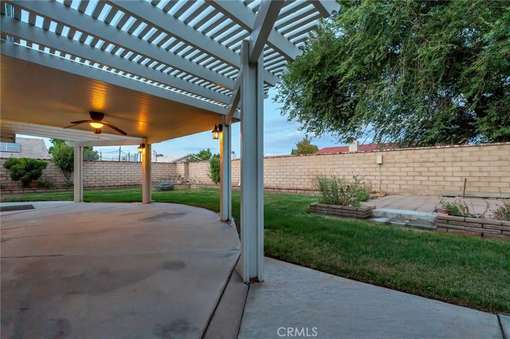 12855 Candlewick Lane Victorville, CA 92395