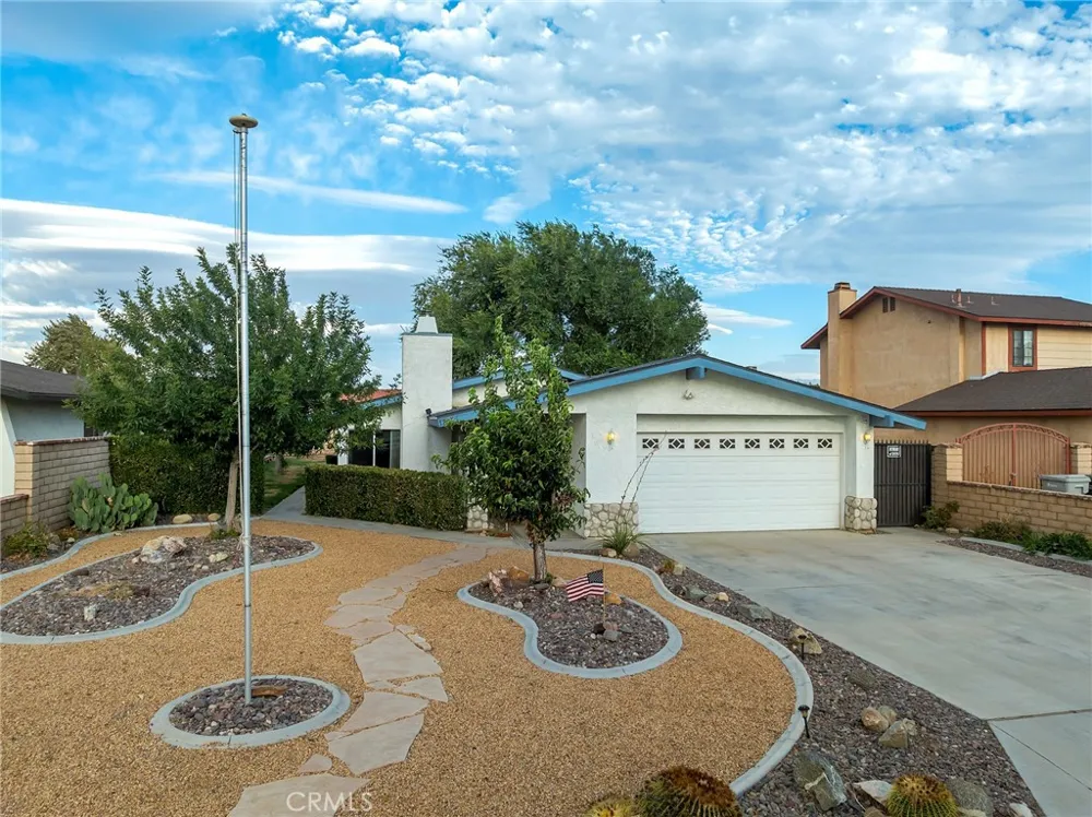 12855 Candlewick Lane Victorville, CA 92395