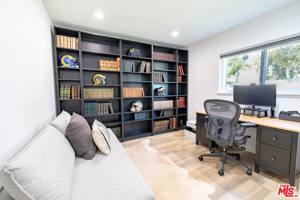 1485 Norwich Avenue Thousand Oaks, CA 91360