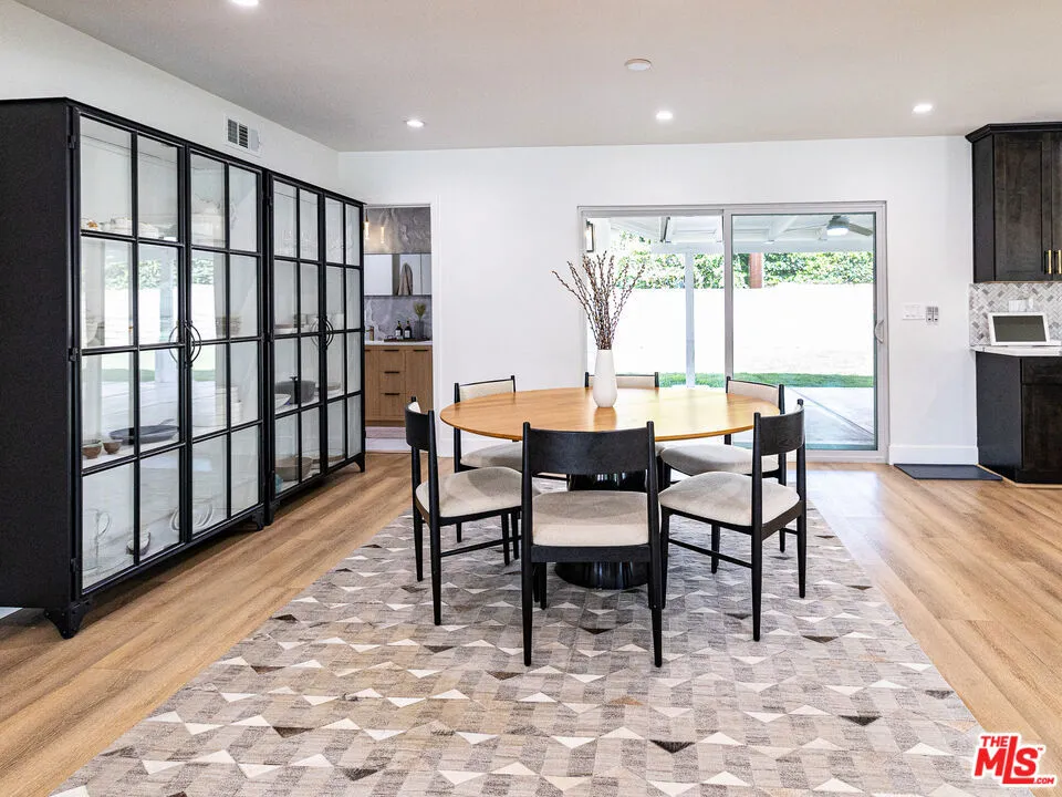 1485 Norwich Avenue Thousand Oaks, CA 91360