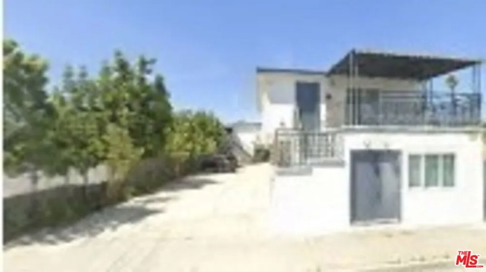 613 S Prairie Avenue #13 Inglewood, CA 90301